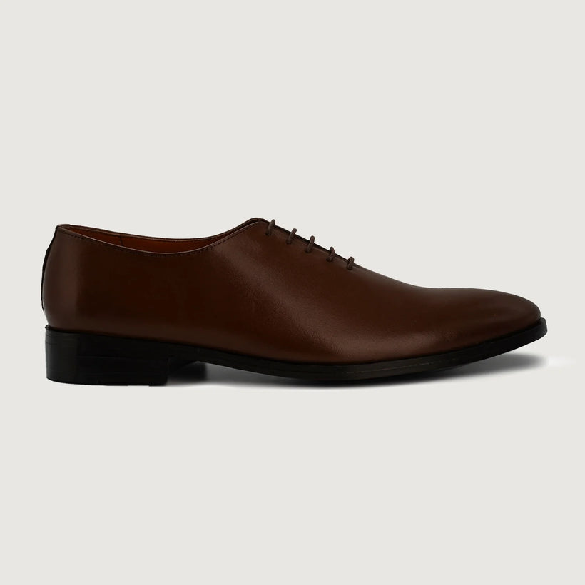 Director Wholecut Marron Leather Shoes pour Homme