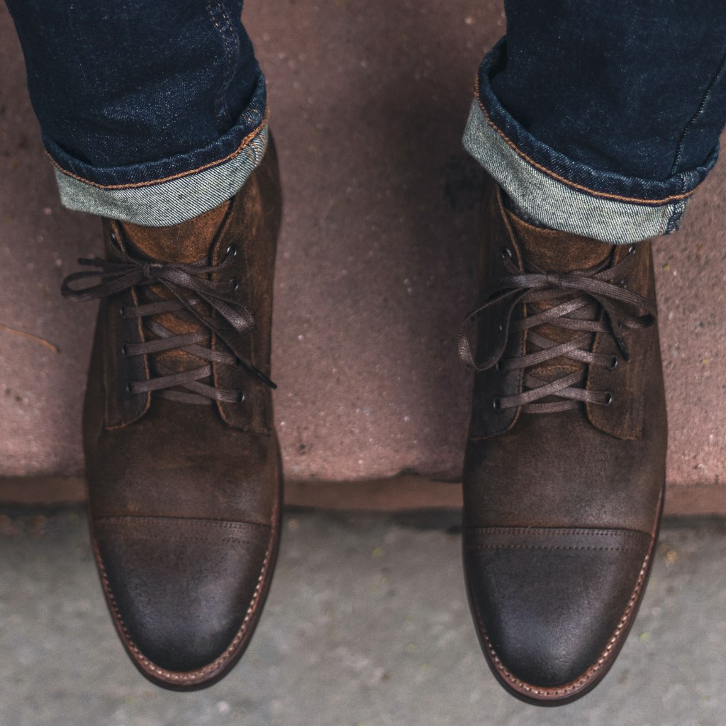 Top-Down Perspective Showing Lacing System & Tongue Craftsmanship