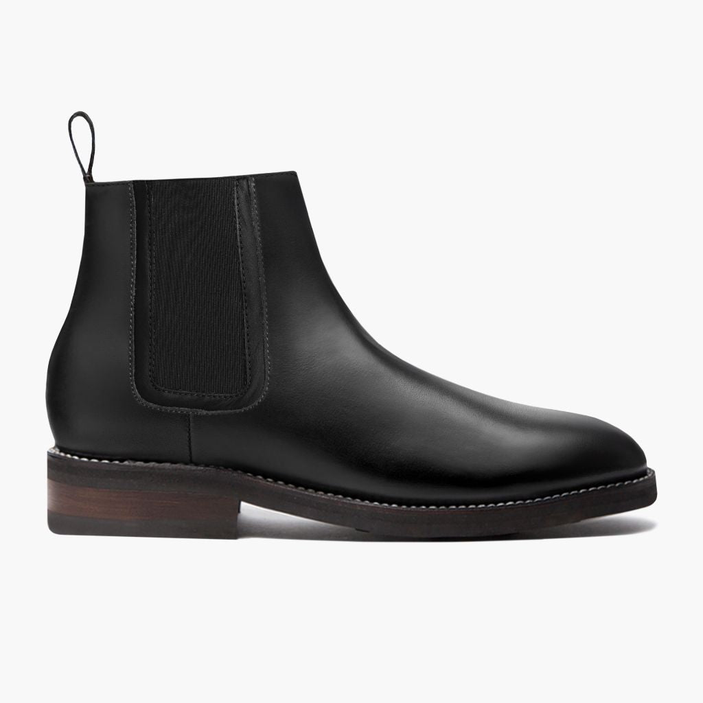 Black Full-Grain leather Boots - Montage cousu Goodyear & détail de l'embout avant