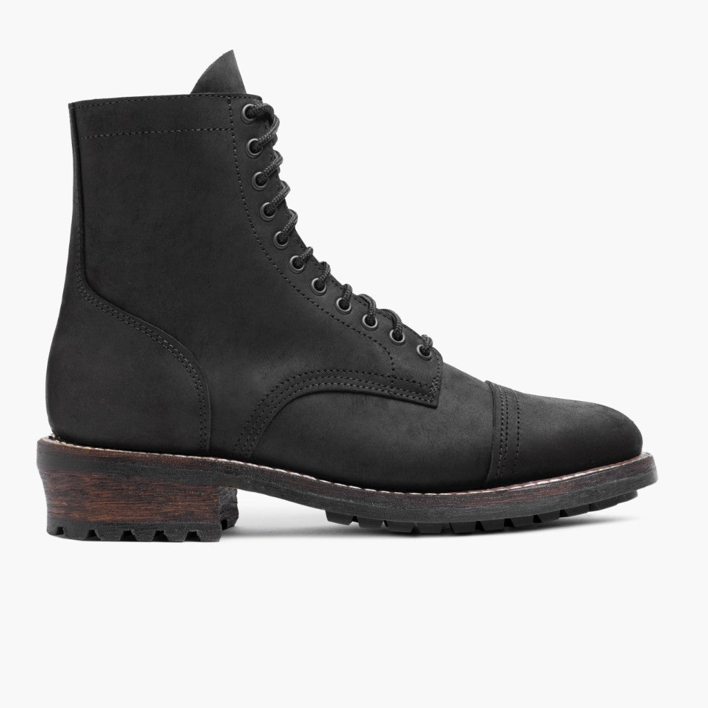 Black Full-Grain leather Boots - Montage cousu Goodyear & détail de l'embout avant