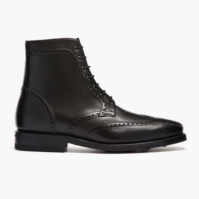 Wingtip Noir Leather Boots pour Homme