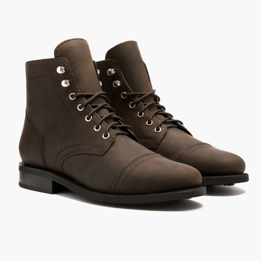 Classic Full-Grain leather Boots - Montage cousu Goodyear & détail de l'embout avant