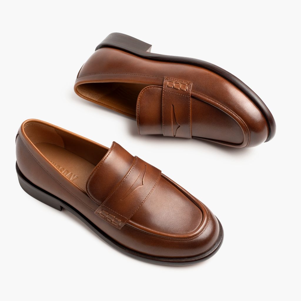 High-Traction Rubber Outsole & Lug Tread Pattern on Dress Penny Pecan Bottines en cuir pour Femme