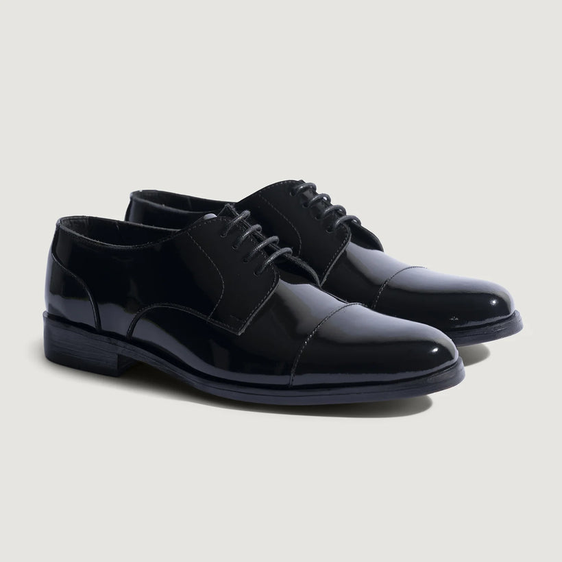 Attorney Derby Noir Patent Leather Shoes pour Homme