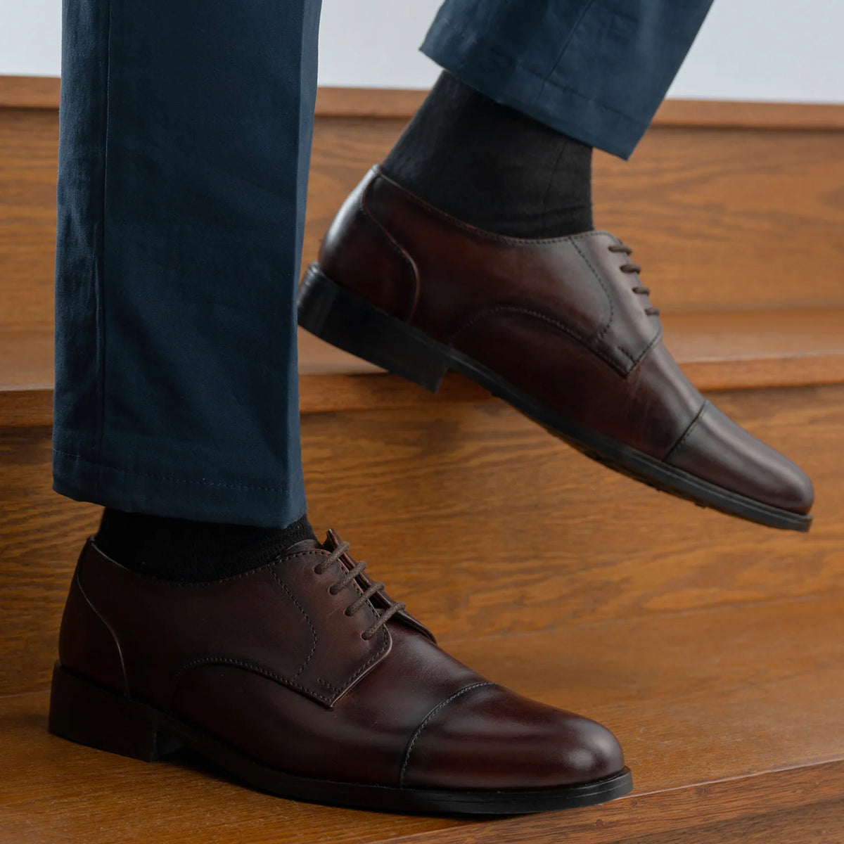 Orlaven Attorney Derby Burnished Marron Chaussures en cuir pour Homme footwear image 9