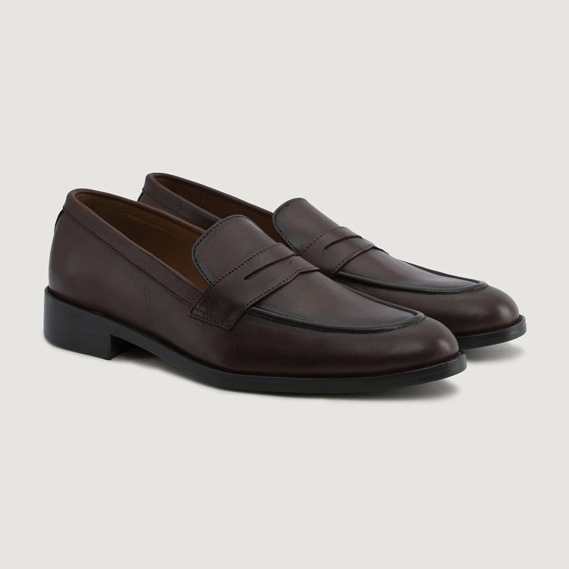 Baxton Burnished Marron Leather Loafers pour Homme