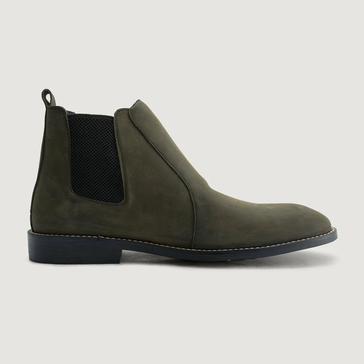 Olive Full-Grain leather Boots - Montage cousu Goodyear & détail de l'embout avant