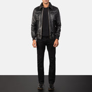 Men's Aaron Distressed Black Leather Bomber Jacket - Vue de profil avec coupe de manche ergonomique