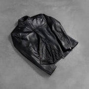 Styled Fit Perspective of Men's Adornica Noir Veste Motard en Cuir pour Homme on Model - Natural Daylight Drape
