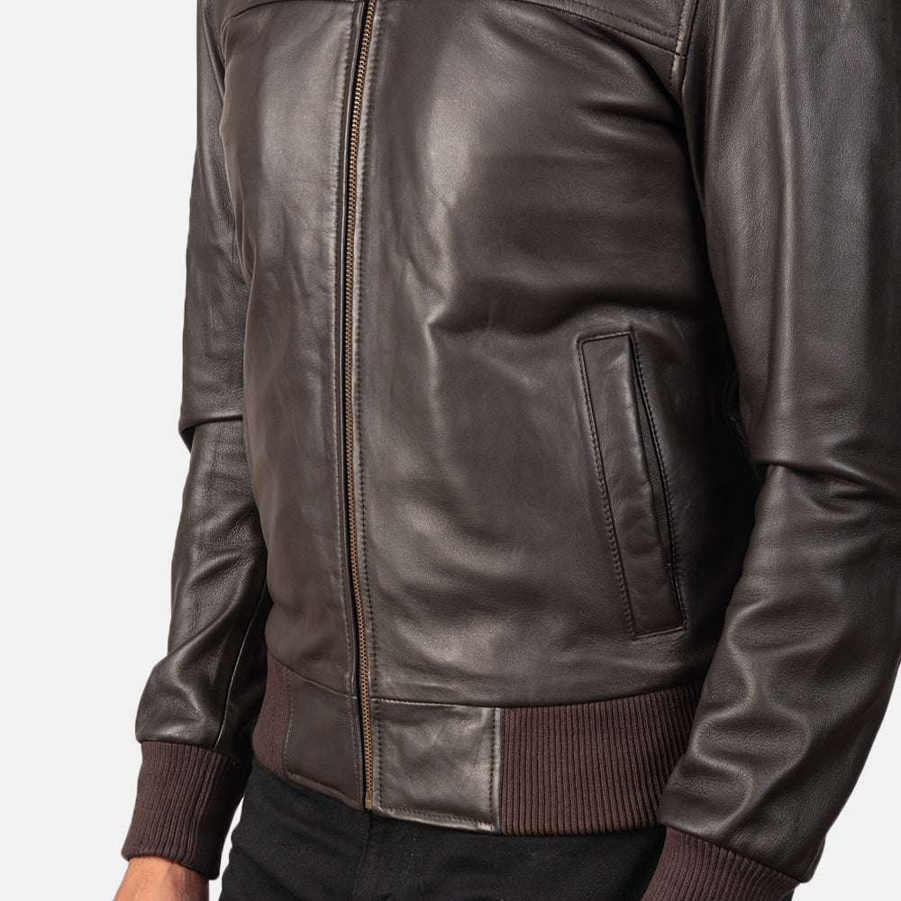 Vue intérieure Showing Quilted Polyester Lining (Fleece on Collar) &amp; Deux poches intérieures