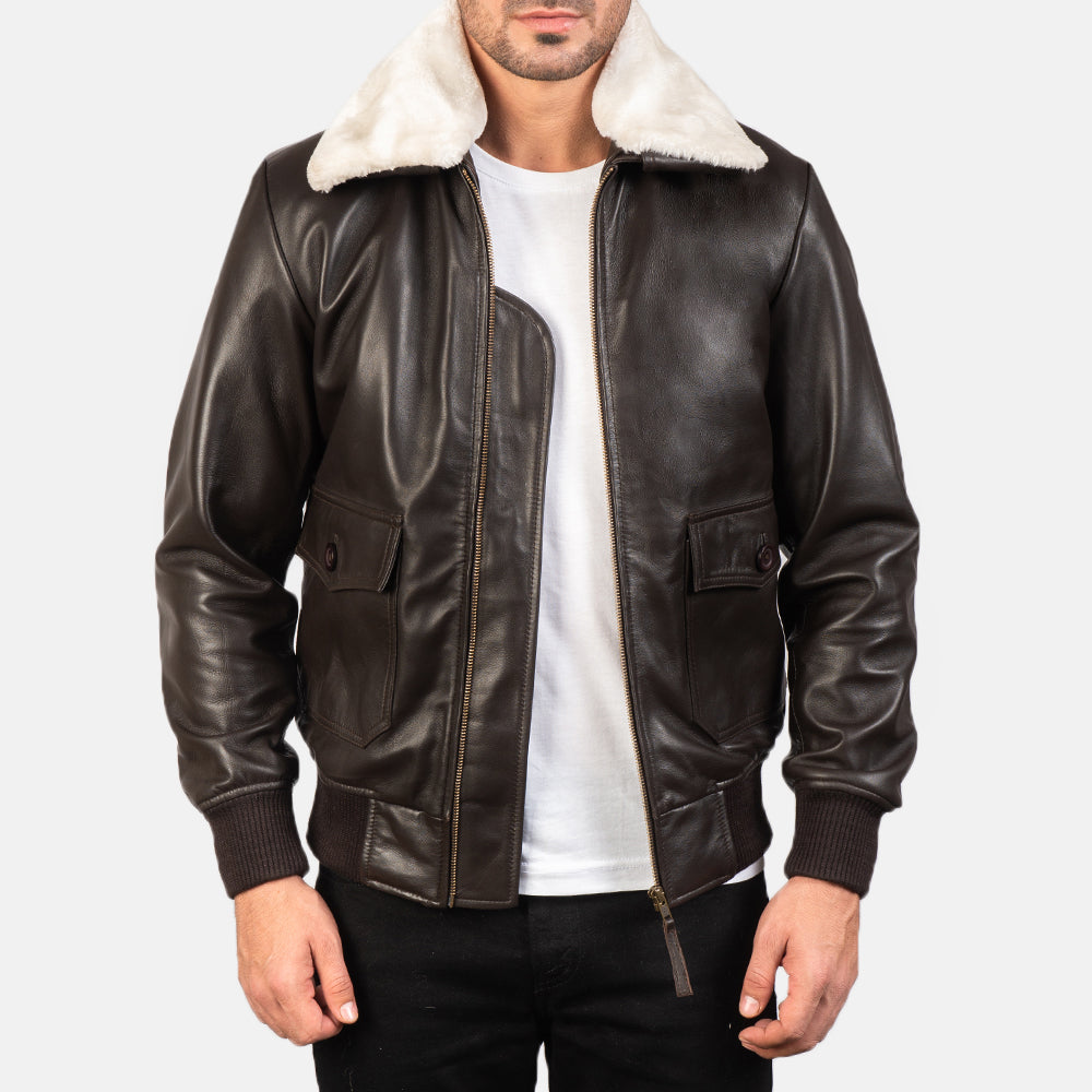 
Airin G-1 Marron Blouson Bombardier en Cuir pour Homme in Brown Sheepskin Leather - Vue de face & silhouette ajustée | Acheter en ligne