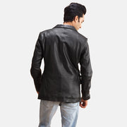 Vue détaillée of Notch &amp; Button Hardware on Alyson Noir Blazer en Cuir en Cuir pour Homme