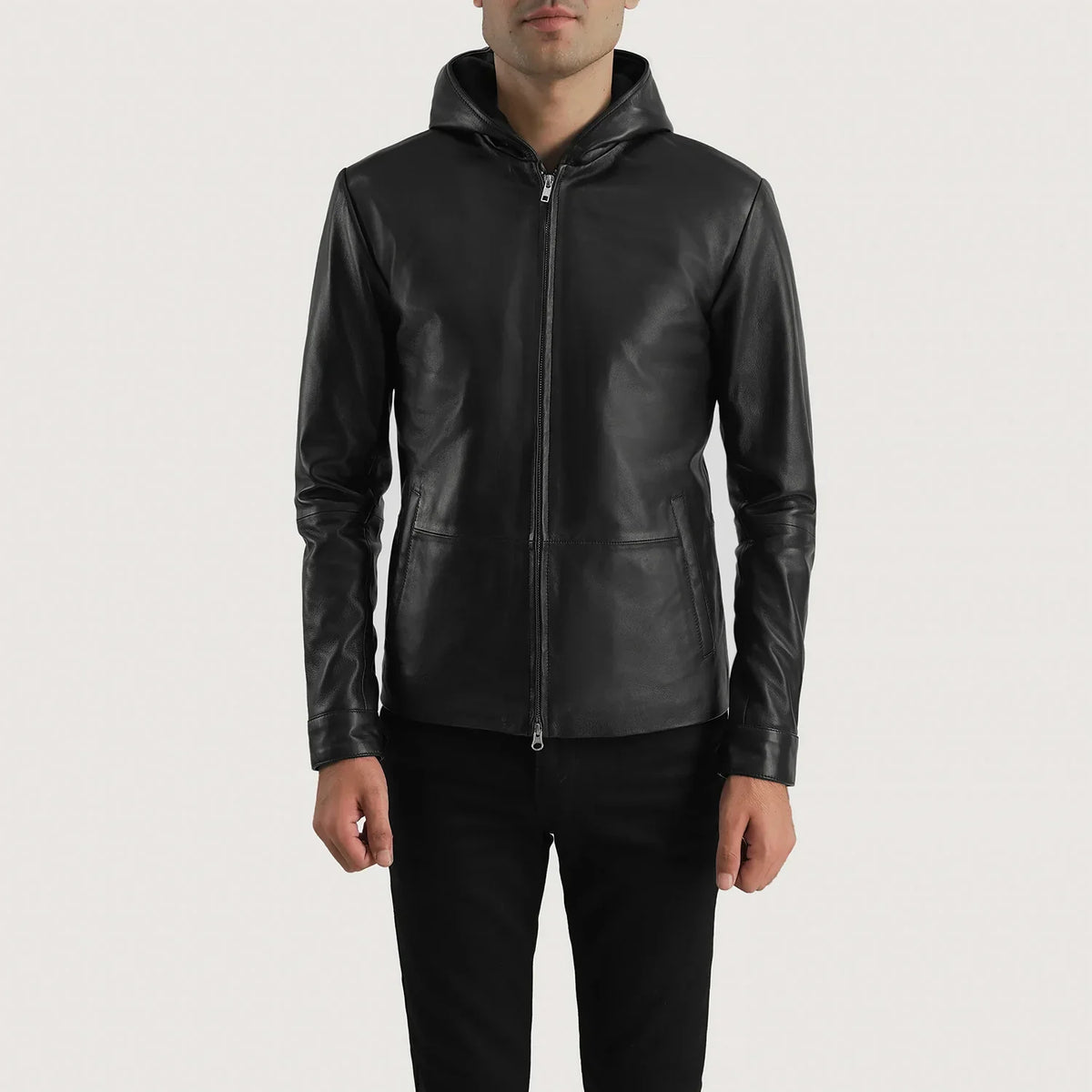 
Andy Matte Noir Hooded Veste en Cuir pour Homme in Matte Black Sheepskin Leather - Vue de face & silhouette ajustée | Acheter en ligne