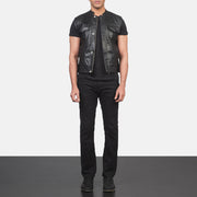 
Atlas Moto Noir Gilet en Cuir pour Homme - Vue de profil mettant en valeur la coupe de manche ergonomique