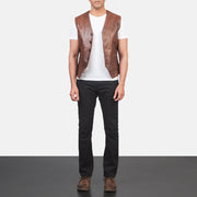 Men's Auden Marron Gilet en Cuir pour Homme - Vue de profil avec coupe de manche ergonomique
