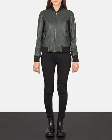 
Ava Ma-1 Green Leather Bomber Jacket - Vue de profil mettant en valeur la coupe de manche ergonomique