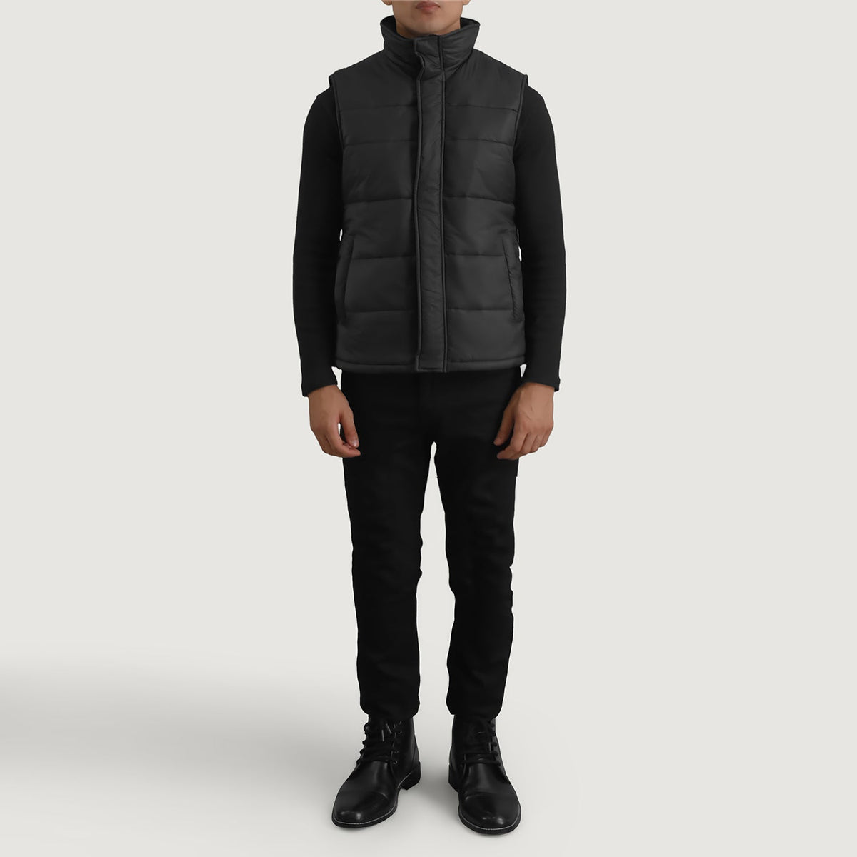 
Bryan Noir Doudoune sans manches pour Homme - Vue de profil mettant en valeur la coupe de manche ergonomique