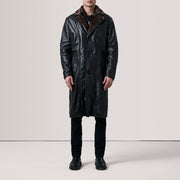Black Sheepskin Leather Aviator Jacket - Vue de dos avec coupe ajustée aux épaules &amp; ourlet soigné