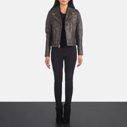 
Carolyn Quilted Distressed Brown Biker Jacket - Vue de profil mettant en valeur la coupe de manche ergonomique