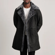 Charles Brown Suede Leather Shearling Double-Breasted Coat in Brown Goatskin Suede - Vue de face &amp; silhouette ajustée | Acheter en ligne