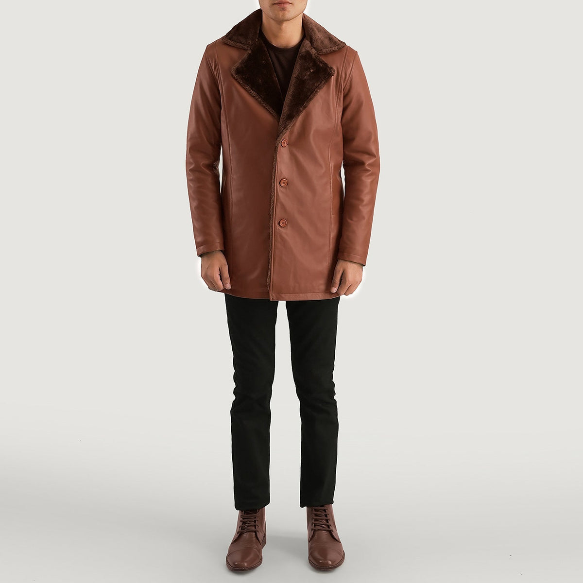 Men's Cinnamon Marron Leather Fur Manteau en Cuir pour Homme - Vue de profil avec coupe de manche ergonomique