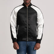 Clarke Noir Varsity Veste en Cuir pour Homme in Black &amp; White Satin - Vue de face &amp; silhouette ajustée | Acheter en ligne