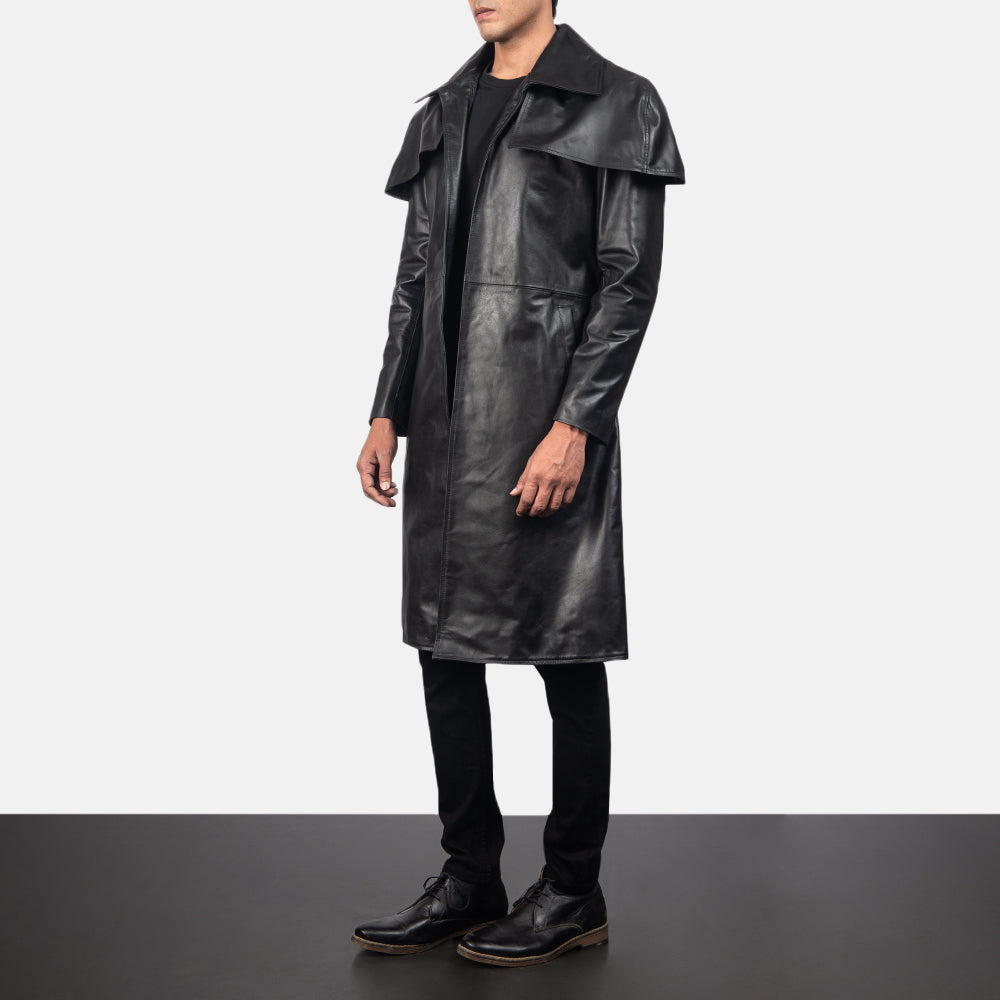 Black Cowhide Leather Trench Coat - Vue de dos avec coupe ajustée aux épaules &amp; ourlet soigné