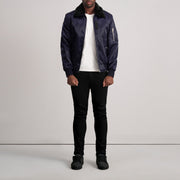 
Vue détaillée of Removable faux fur collar & Zipper Hardware on Clyde B-15 Bleu Blouson Bombardier en Cuir pour Homme
