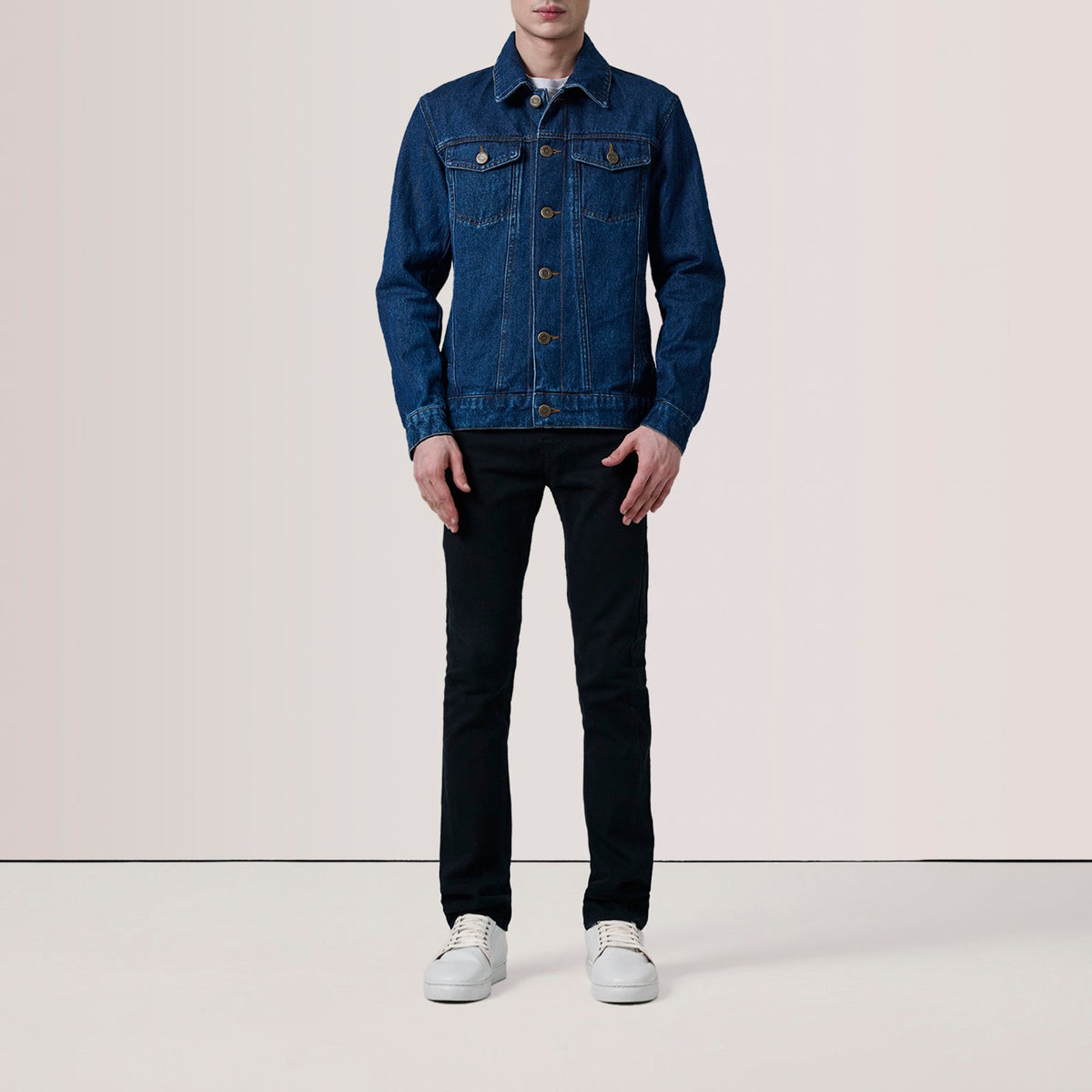 Dark Blue Full-Grain leather Jacket - Vue de dos avec coupe ajustée aux épaules &amp; ourlet soigné