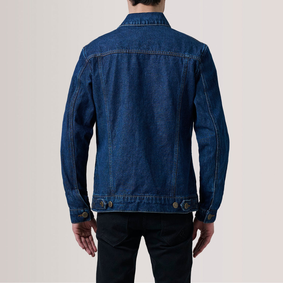 Vue détaillée of Classic Collar &amp; Heavy-Duty Zipper Hardware on Conard Dark Bleu Denim Trucker Veste en Cuir pour Homme For Men