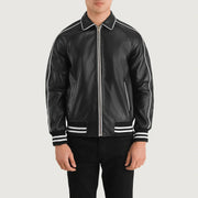 Vue détaillée of Shirt collar &amp; Zipper Hardware on Cooper Noir Leather Varsity Veste en Cuir pour Homme