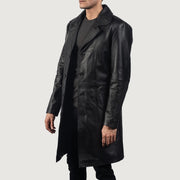 Black Cowhide leather Coat - Vue de dos avec coupe ajustée aux épaules &amp; ourlet soigné