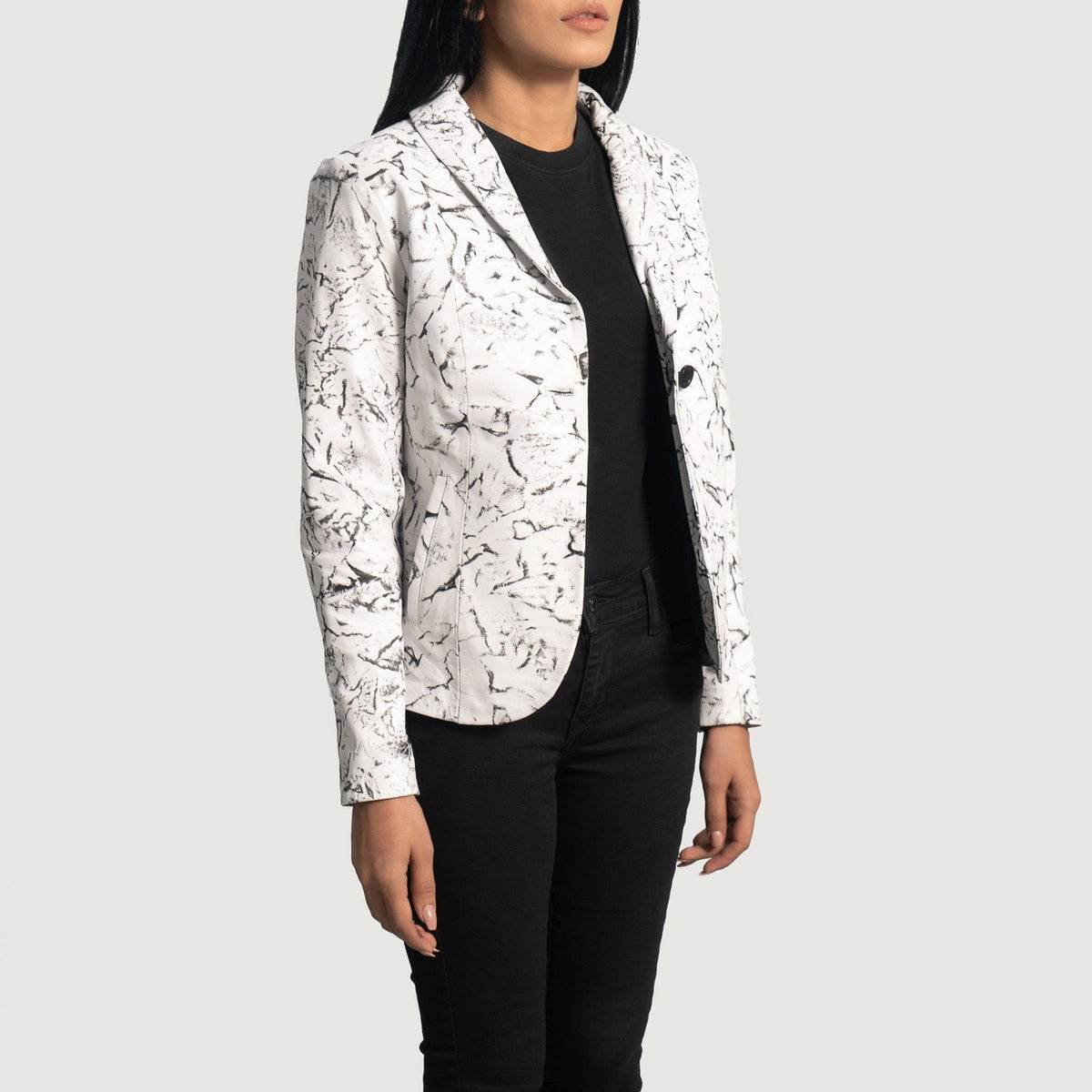 
White Sheepskin Dip &Amp; Dye Leather Blazer - Vue arrière montrant la carrure ajustée et l'ourlet net