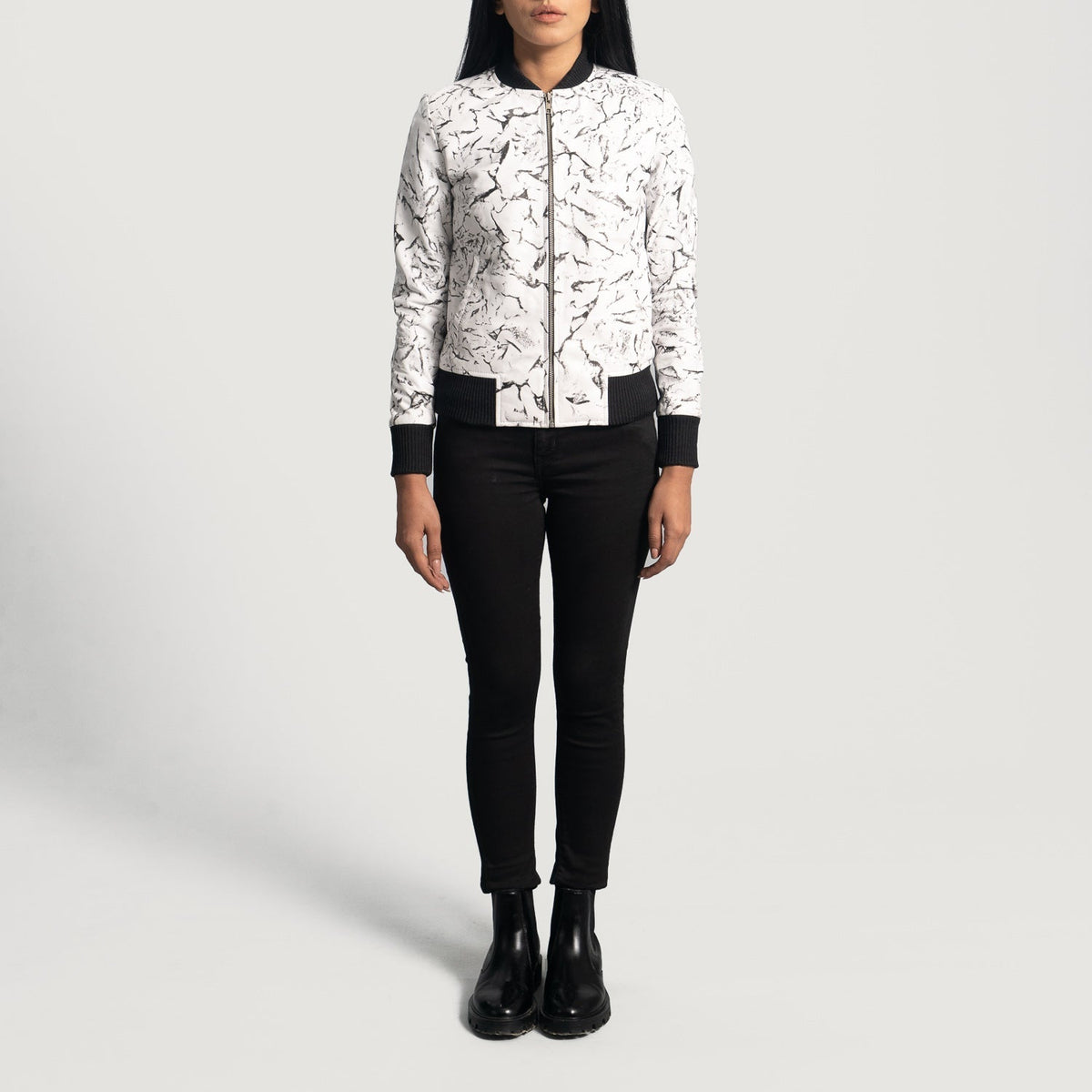 Vue détaillée of Varsity &amp; Zipper Hardware on Women's Donna Blake White Leather Bomber Jacket