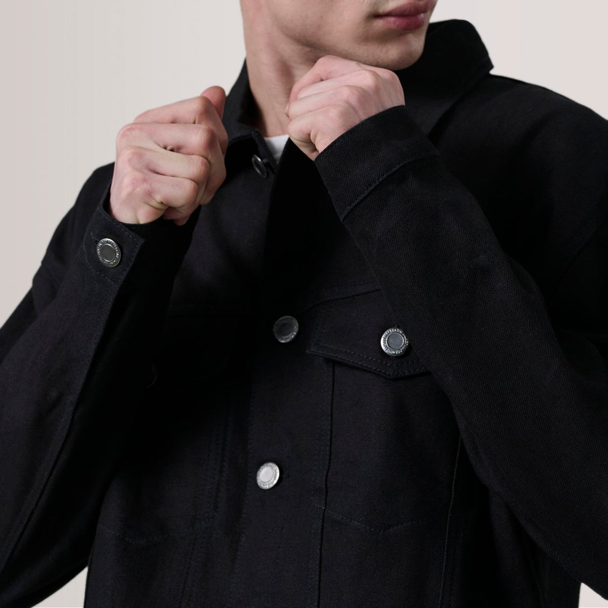 
Vue intérieure Showing Quilted Viscose Lining & Deux poches intérieures fonctionnelles