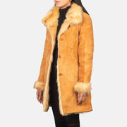 
Distressed Beige Goatskin Suede Leather Coat - Vue arrière montrant la carrure ajustée et l'ourlet net