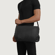 Black Full-Grain Leather Hooded Jacket - Vue arrière montrant la carrure ajustée et l'ourlet net