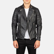 Men's Faisor Mocha Suede Biker Jacket in Mocha Brown Goatskin Suede - Vue de face &amp; silhouette ajustée | Acheter en ligne