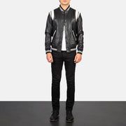 
Dantee Black Leather Varsity Jacket - Vue de profil mettant en valeur la coupe de manche ergonomique