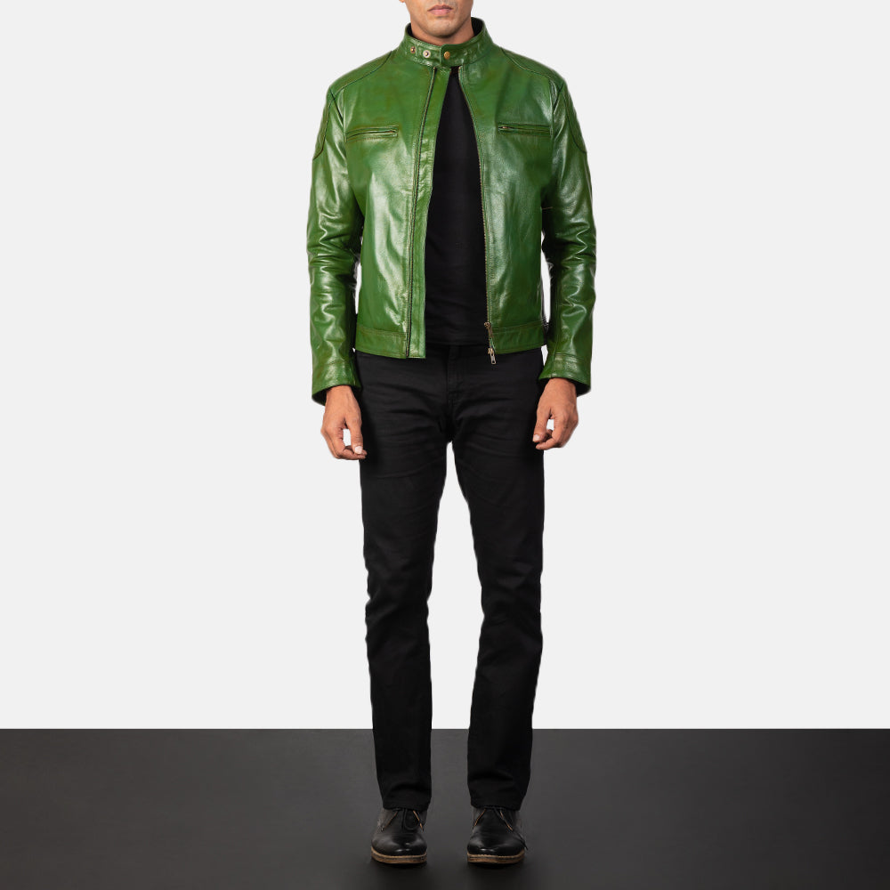 Vue détaillée of Band with snap buttons &amp; Zipper Hardware on Men's Gatsby Quilted Green Leather Biker Jacket