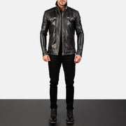 Hudson Black Leather Biker Jacket - Vue de profil avec coupe de manche ergonomique