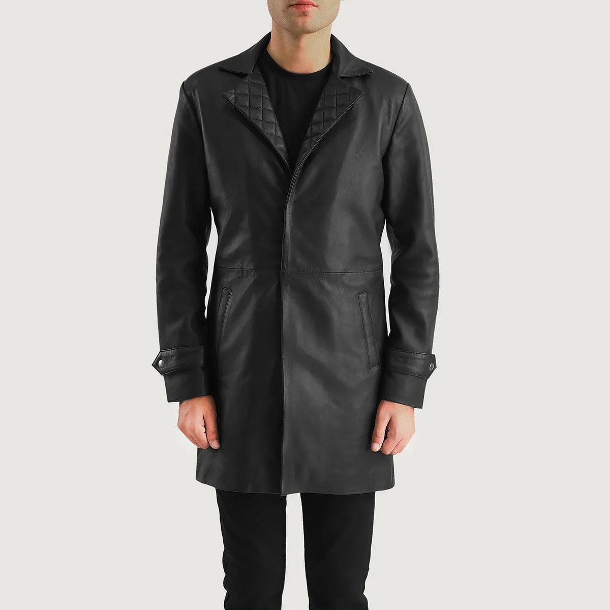 Infinity Black Leather Coat in Black Sheepskin Leather - Vue de face &amp; silhouette ajustée | Acheter en ligne