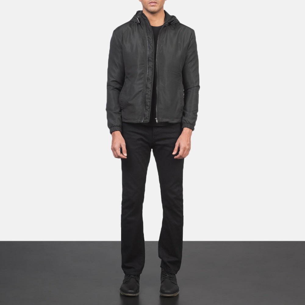 
Jimmy Noir Hooded Windbreaker Veste en Cuir pour Homme - Vue de profil mettant en valeur la coupe de manche ergonomique