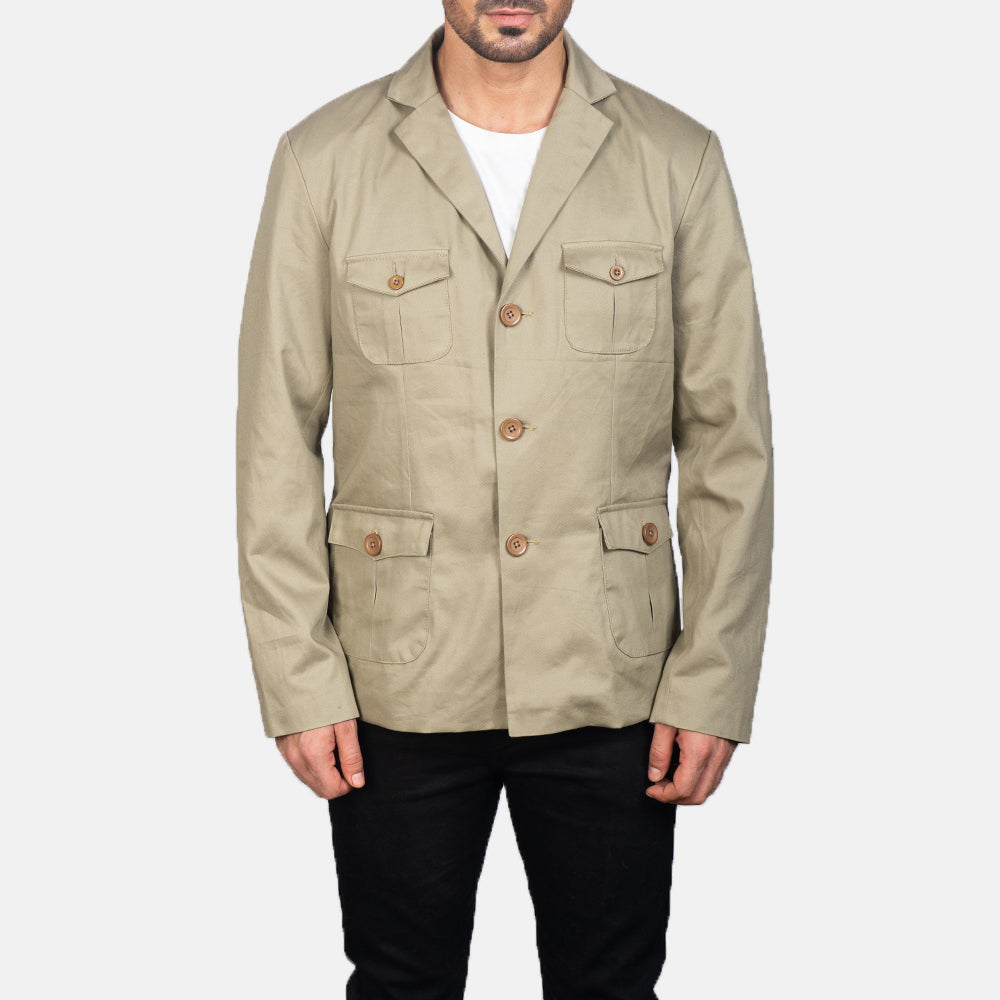 Vue détaillée of Notch &amp; Button Hardware on Kajetan Beige Safari Veste en Cuir pour Homme