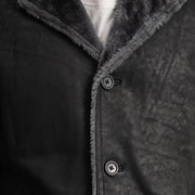 
Vue détaillée of Notch & Button Hardware on Kolby Distressed Black Shearling Long Coat