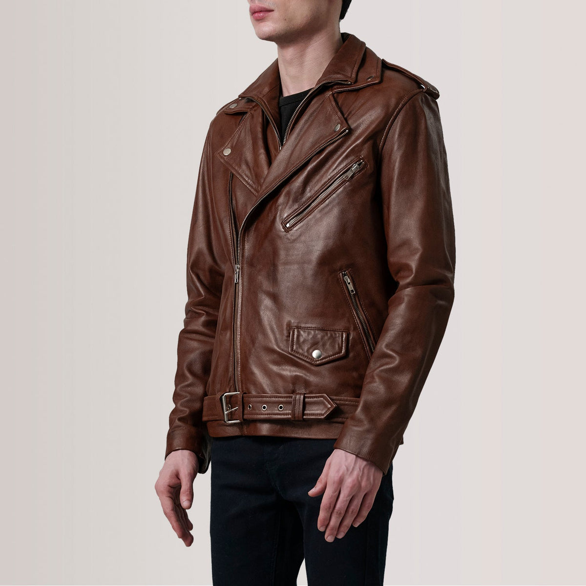 
Kole Waxed Marron Leather Double Rider Veste en Cuir pour Homme - Vue de profil mettant en valeur la coupe de manche ergonomique