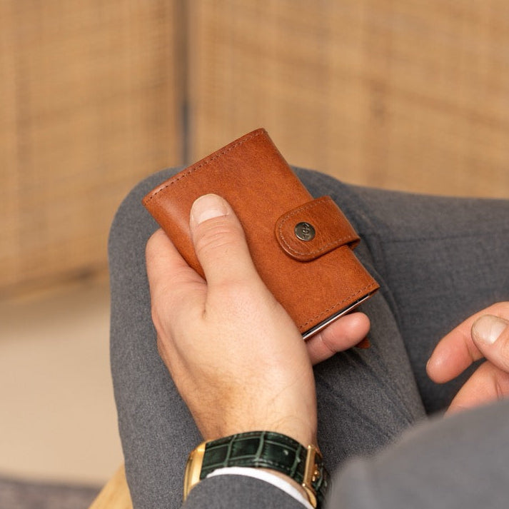 Larino Full-Grain Leather Card Holder pour Femme – Vue produit alternative 2