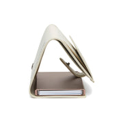 Solid Antique Brass Hardware &amp; Heavy-Duty Dual Zipper Detail on Sabana Full-Grain Leather Card Holder pour Femme
