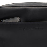 
Vue intérieure Showing Dedicated Padded Laptop Sleeve & Multi-Compartment Organization