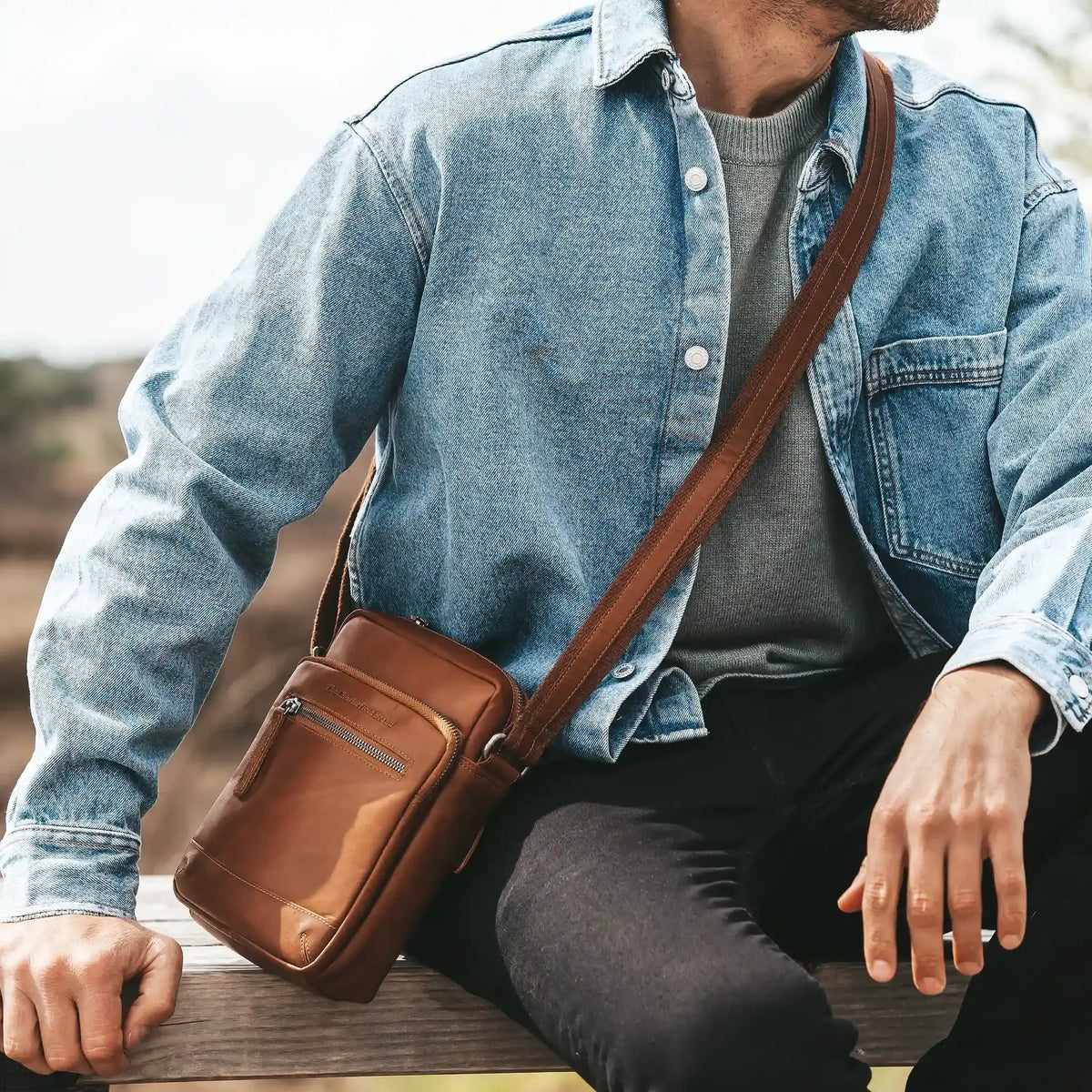 Birmingham Full-Grain Leather Crossbody Bag pour Homme – Vue produit alternative 3